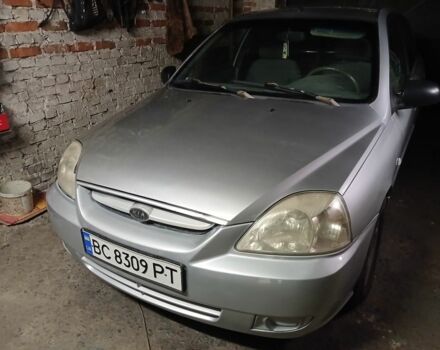 Серый Киа Рио, объемом двигателя 1.3 л и пробегом 417 тыс. км за 1750 $, фото 1 на Automoto.ua