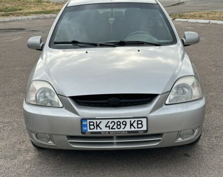 Сірий Кіа Ріо, об'ємом двигуна 1.3 л та пробігом 180 тис. км за 2107 $, фото 1 на Automoto.ua