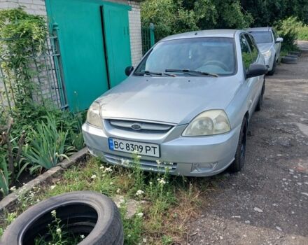 Серый Киа Рио, объемом двигателя 1.4 л и пробегом 417 тыс. км за 1550 $, фото 1 на Automoto.ua