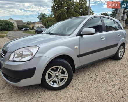 Серый Киа Рио, объемом двигателя 1.4 л и пробегом 86 тыс. км за 5300 $, фото 1 на Automoto.ua