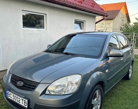 Серый Киа Рио, объемом двигателя 1.6 л и пробегом 203 тыс. км за 6499 $, фото 1 на Automoto.ua
