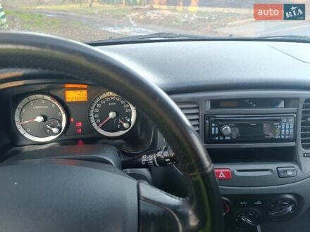 Сірий Кіа Ріо, об'ємом двигуна 1.49 л та пробігом 272 тис. км за 4500 $, фото 1 на Automoto.ua