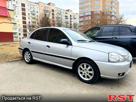 Сірий Кіа Ріо, об'ємом двигуна 1.4 л та пробігом 300 тис. км за 2300 $, фото 1 на Automoto.ua