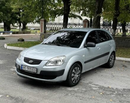 Серый Киа Рио, объемом двигателя 1.5 л и пробегом 200 тыс. км за 3293 $, фото 1 на Automoto.ua