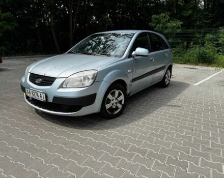 Серый Киа Рио, объемом двигателя 1.4 л и пробегом 111 тыс. км за 1750 $, фото 1 на Automoto.ua