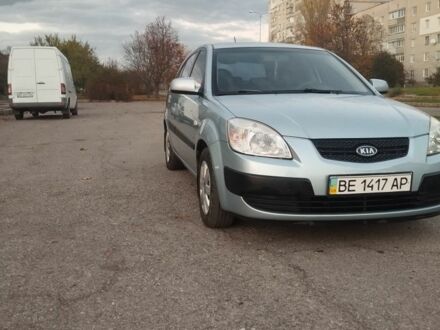 Серый Киа Рио, объемом двигателя 1.4 л и пробегом 267 тыс. км за 4600 $, фото 1 на Automoto.ua