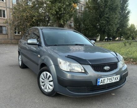 Сірий Кіа Ріо, об'ємом двигуна 1.4 л та пробігом 288 тис. км за 4215 $, фото 1 на Automoto.ua