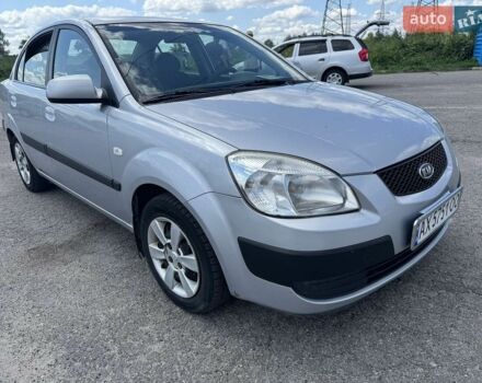 Серый Киа Рио, объемом двигателя 1.4 л и пробегом 197 тыс. км за 3595 $, фото 1 на Automoto.ua