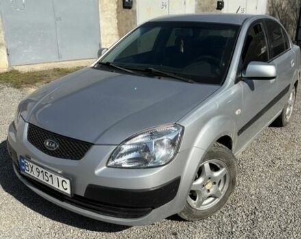 Серый Киа Рио, объемом двигателя 1.4 л и пробегом 177 тыс. км за 4250 $, фото 1 на Automoto.ua