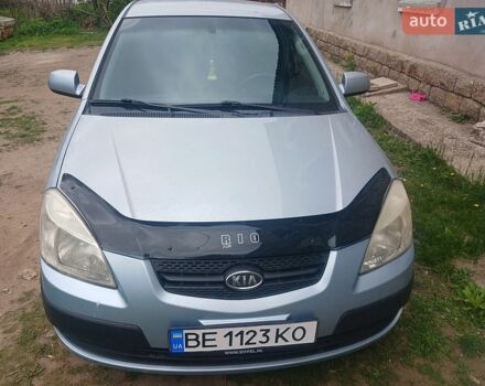 Серый Киа Рио, объемом двигателя 1.34 л и пробегом 180 тыс. км за 4498 $, фото 1 на Automoto.ua