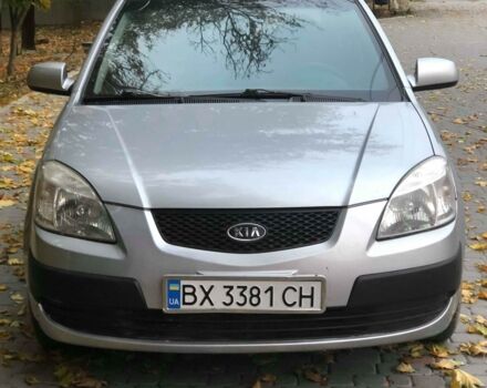 Серый Киа Рио, объемом двигателя 1.4 л и пробегом 142 тыс. км за 5300 $, фото 1 на Automoto.ua