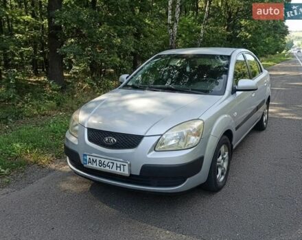 Серый Киа Рио, объемом двигателя 1.4 л и пробегом 188 тыс. км за 3150 $, фото 1 на Automoto.ua