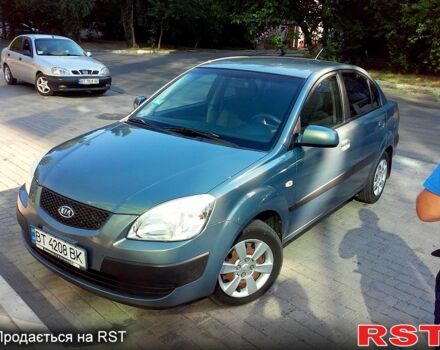 Серый Киа Рио, объемом двигателя 1.4 л и пробегом 307 тыс. км за 4500 $, фото 1 на Automoto.ua