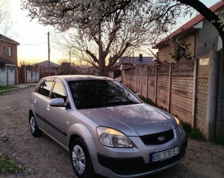 Серый Киа Рио, объемом двигателя 1.4 л и пробегом 148 тыс. км за 4950 $, фото 1 на Automoto.ua