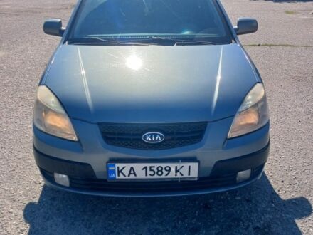 Сірий Кіа Ріо, об'ємом двигуна 0 л та пробігом 280 тис. км за 4308 $, фото 1 на Automoto.ua