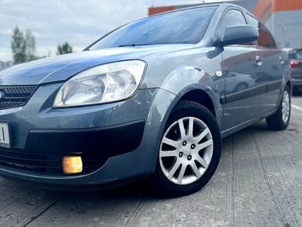 Киа Рио 2007 в Киеве на Automoto.ua Серый Киа Рио, объемом двигателя 1.5 л и пробегом 380 тыс. км за 3500 $, фото 1 на Automoto.ua