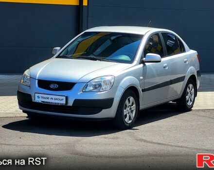 Серый Киа Рио, объемом двигателя 1.4 л и пробегом 224 тыс. км за 3500 $, фото 1 на Automoto.ua