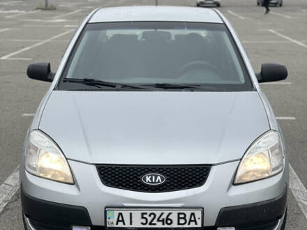 Серый Киа Рио, объемом двигателя 1.4 л и пробегом 272 тыс. км за 3900 $, фото 1 на Automoto.ua