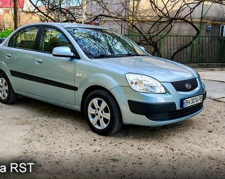 Серый Киа Рио, объемом двигателя 1.4 л и пробегом 208 тыс. км за 5350 $, фото 1 на Automoto.ua