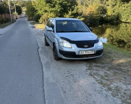 Сірий Кіа Ріо, об'ємом двигуна 1.4 л та пробігом 217 тис. км за 3406 $, фото 1 на Automoto.ua