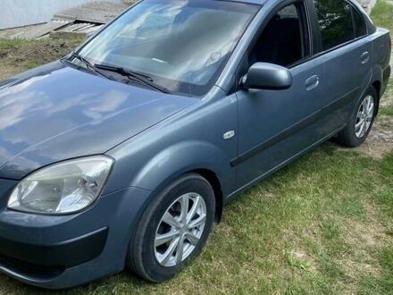 Серый Киа Рио, объемом двигателя 1.5 л и пробегом 137 тыс. км за 4500 $, фото 1 на Automoto.ua