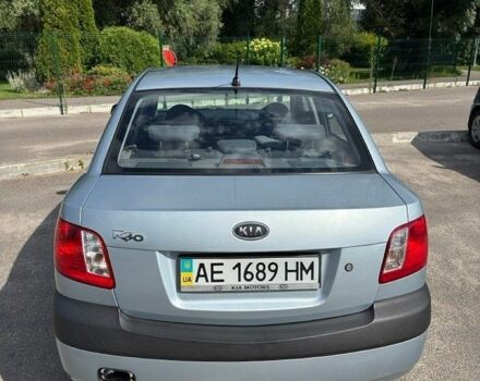 Серый Киа Рио, объемом двигателя 1.4 л и пробегом 171 тыс. км за 4000 $, фото 1 на Automoto.ua