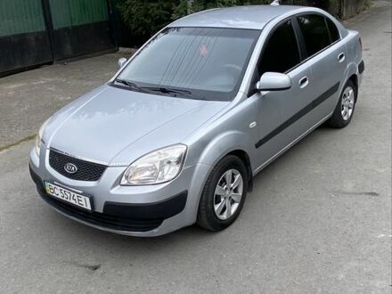 Серый Киа Рио, объемом двигателя 1.4 л и пробегом 307 тыс. км за 3446 $, фото 1 на Automoto.ua