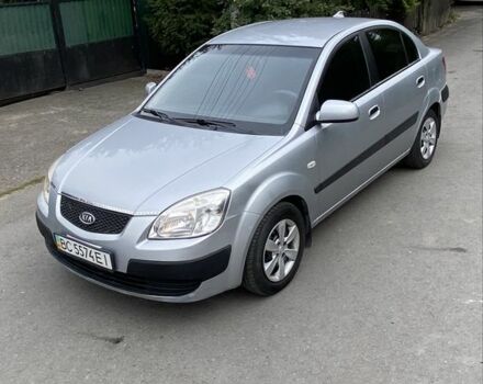 Сірий Кіа Ріо, об'ємом двигуна 1.4 л та пробігом 307 тис. км за 3446 $, фото 1 на Automoto.ua