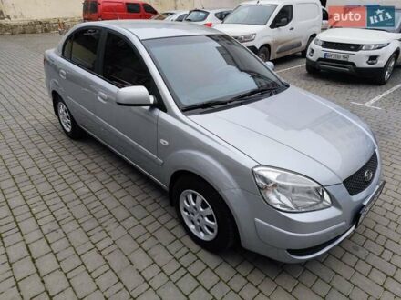 Серый Киа Рио, объемом двигателя 1.4 л и пробегом 94 тыс. км за 4900 $, фото 1 на Automoto.ua