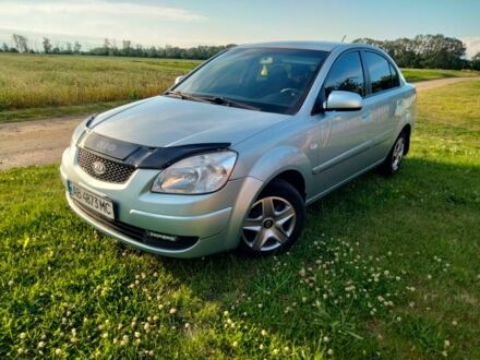 Сірий Кіа Ріо, об'ємом двигуна 1.4 л та пробігом 230 тис. км за 5200 $, фото 1 на Automoto.ua