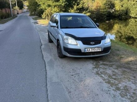 Сірий Кіа Ріо, об'ємом двигуна 1.4 л та пробігом 218 тис. км за 3300 $, фото 1 на Automoto.ua