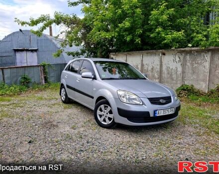 Серый Киа Рио, объемом двигателя 1.4 л и пробегом 187 тыс. км за 5600 $, фото 1 на Automoto.ua