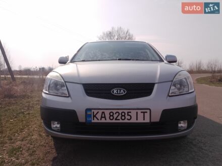Сірий Кіа Ріо, об'ємом двигуна 1.4 л та пробігом 119 тис. км за 5000 $, фото 1 на Automoto.ua