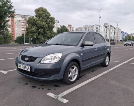 Серый Киа Рио, объемом двигателя 1 л и пробегом 160 тыс. км за 4200 $, фото 1 на Automoto.ua