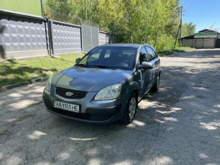 Киа Рио 2008 в Вышгороде на Automoto.ua Серый Киа Рио, объемом двигателя 1.4 л и пробегом 253 тыс. км за 4300 $, фото 1 на Automoto.ua