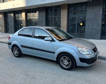 Серый Киа Рио, объемом двигателя 1.4 л и пробегом 135 тыс. км за 5900 $, фото 1 на Automoto.ua