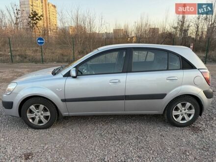 Серый Киа Рио, объемом двигателя 1.4 л и пробегом 95 тыс. км за 6700 $, фото 1 на Automoto.ua