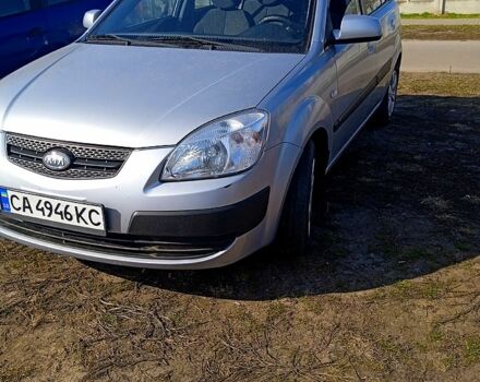 Серый Киа Рио, объемом двигателя 1.4 л и пробегом 135 тыс. км за 5300 $, фото 1 на Automoto.ua