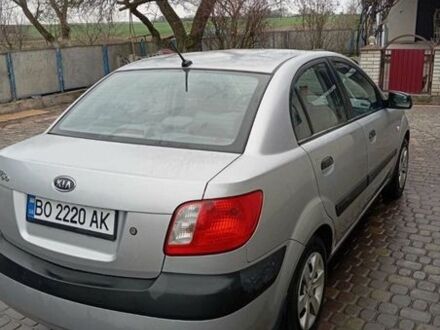 Сірий Кіа Ріо, об'ємом двигуна 1.4 л та пробігом 310 тис. км за 3800 $, фото 1 на Automoto.ua