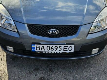 Сірий Кіа Ріо, об'ємом двигуна 1.4 л та пробігом 182 тис. км за 5200 $, фото 1 на Automoto.ua