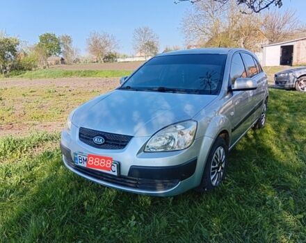 Серый Киа Рио, объемом двигателя 1.4 л и пробегом 225 тыс. км за 3800 $, фото 1 на Automoto.ua