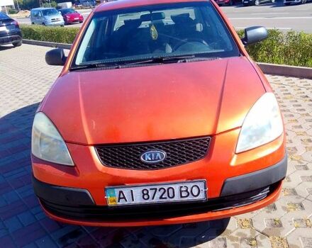 Серый Киа Рио, объемом двигателя 1.4 л и пробегом 461 тыс. км за 3200 $, фото 1 на Automoto.ua