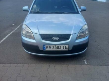 Киа Рио 2008 в Киеве на Automoto.ua Серый Киа Рио, объемом двигателя 1.4 л и пробегом 260 тыс. км за 4000 $, фото 1 на Automoto.ua