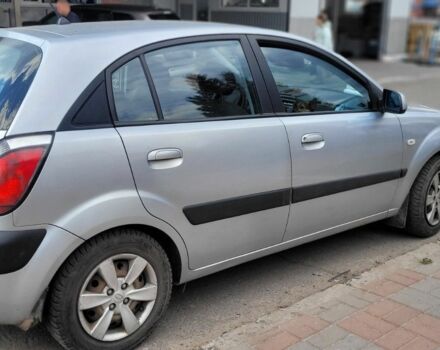 Серый Киа Рио, объемом двигателя 1.4 л и пробегом 120 тыс. км за 4992 $, фото 1 на Automoto.ua