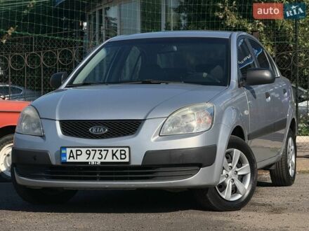 Сірий Кіа Ріо, об'ємом двигуна 1.4 л та пробігом 167 тис. км за 4499 $, фото 1 на Automoto.ua