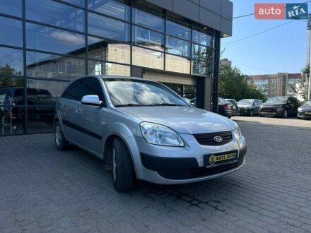 Серый Киа Рио, объемом двигателя 1.4 л и пробегом 135 тыс. км за 5800 $, фото 1 на Automoto.ua