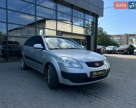 Серый Киа Рио, объемом двигателя 1.4 л и пробегом 135 тыс. км за 5800 $, фото 1 на Automoto.ua