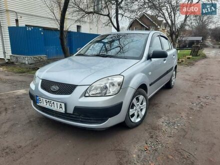 Серый Киа Рио, объемом двигателя 1.4 л и пробегом 113 тыс. км за 4550 $, фото 1 на Automoto.ua