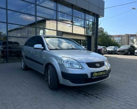 Серый Киа Рио, объемом двигателя 1.4 л и пробегом 135 тыс. км за 5778 $, фото 1 на Automoto.ua