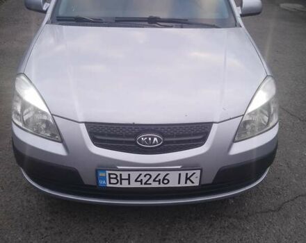 Сірий Кіа Ріо, об'ємом двигуна 1.5 л та пробігом 218 тис. км за 4200 $, фото 1 на Automoto.ua